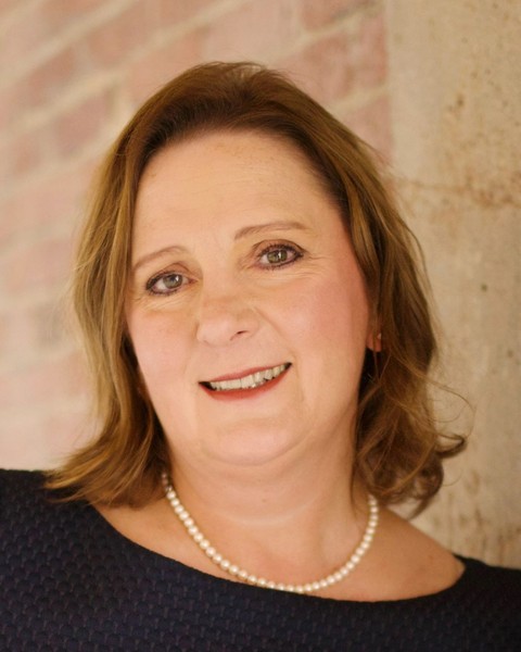 Julie Kay Roberts